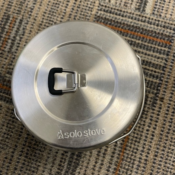 Solo Stove Mesa Table Top Fire Pit - Picture 3 of 3